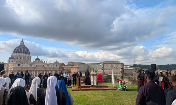 A ROSARY ACROSS CONTINENTS MARKS 100 YEARS OF WORLD MISSION SUNDAY