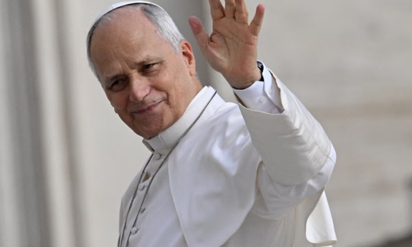 Pope Leo Walking, Celebrating Mass as Doctors Await Crucial Biopsy Results 